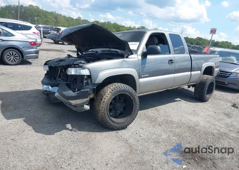 2000 Chevrolet Silverado 1500 Ls from USA, damaged, VIN 1GCEK19T1YE331042